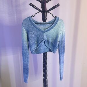 Only Blue Gradient V-Neck Crop Top